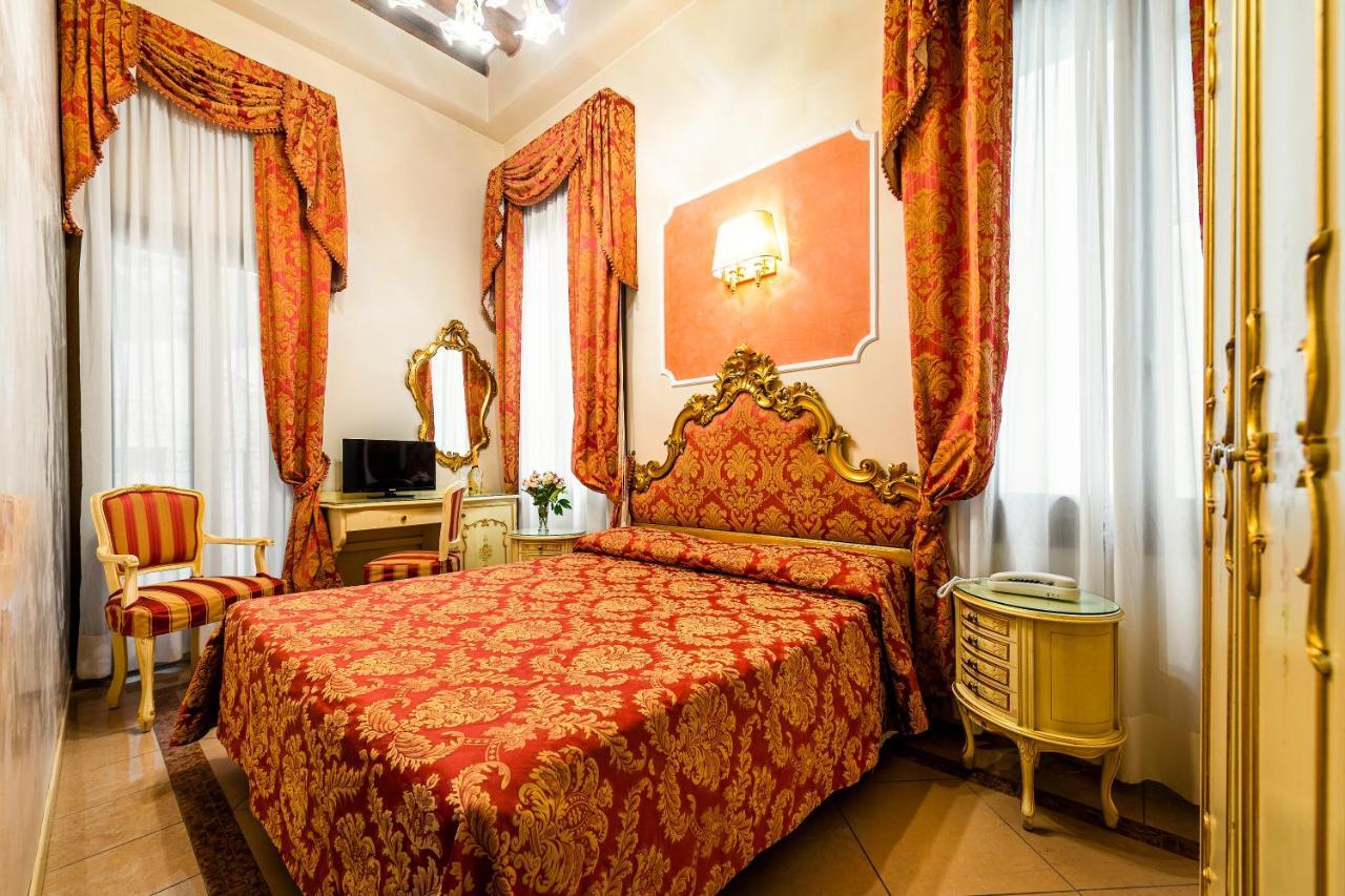 Hotel Al Vagon Venecia Exterior foto
