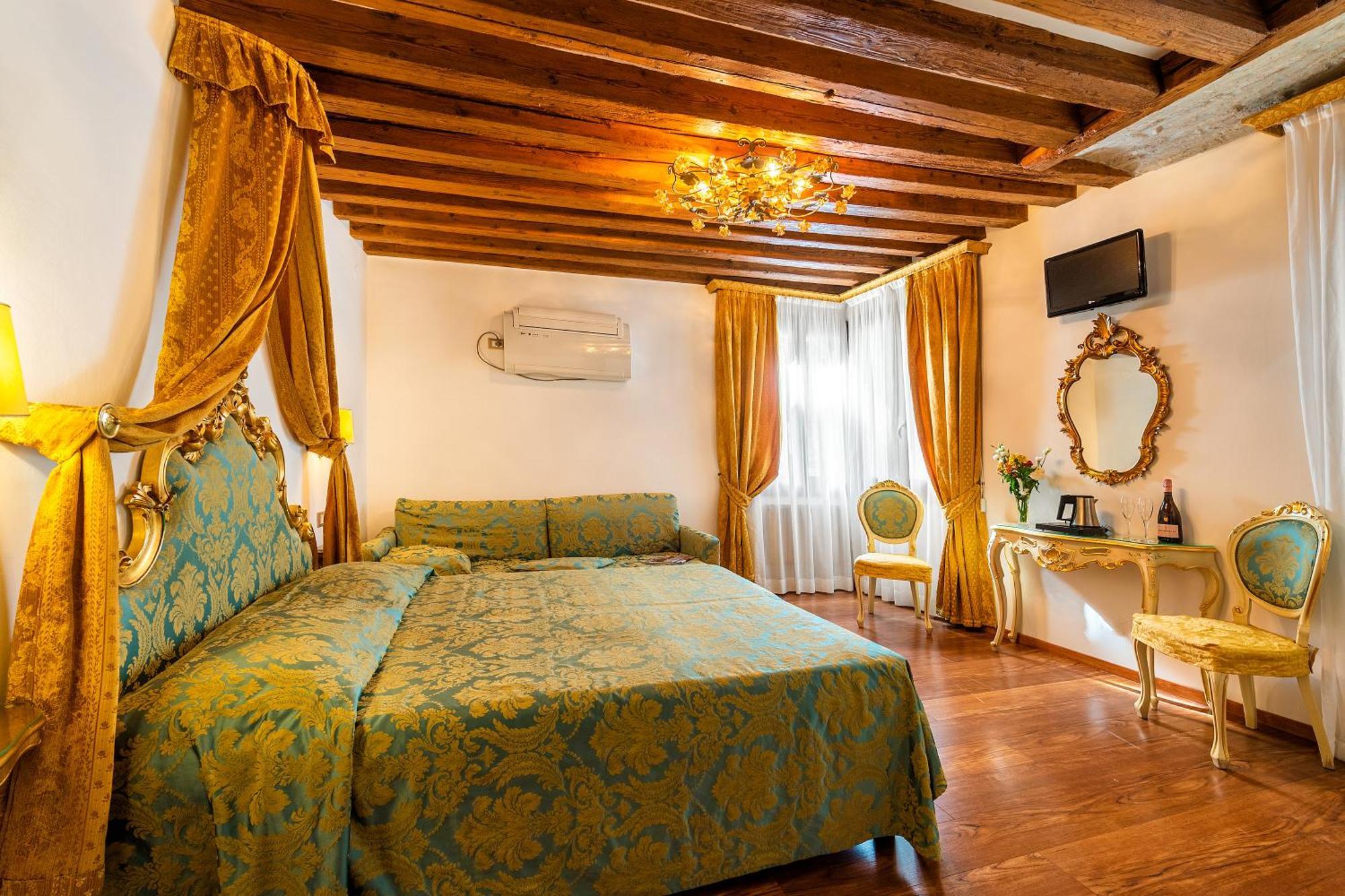 Hotel Al Vagon Venecia Exterior foto